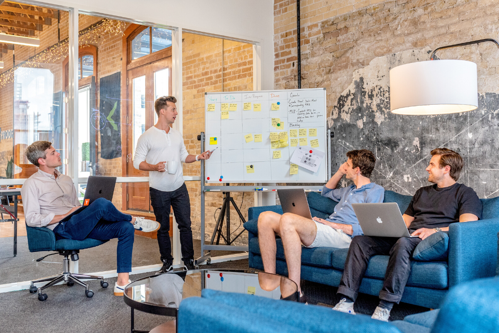 Influencer Marketing: Agencies vs In-house