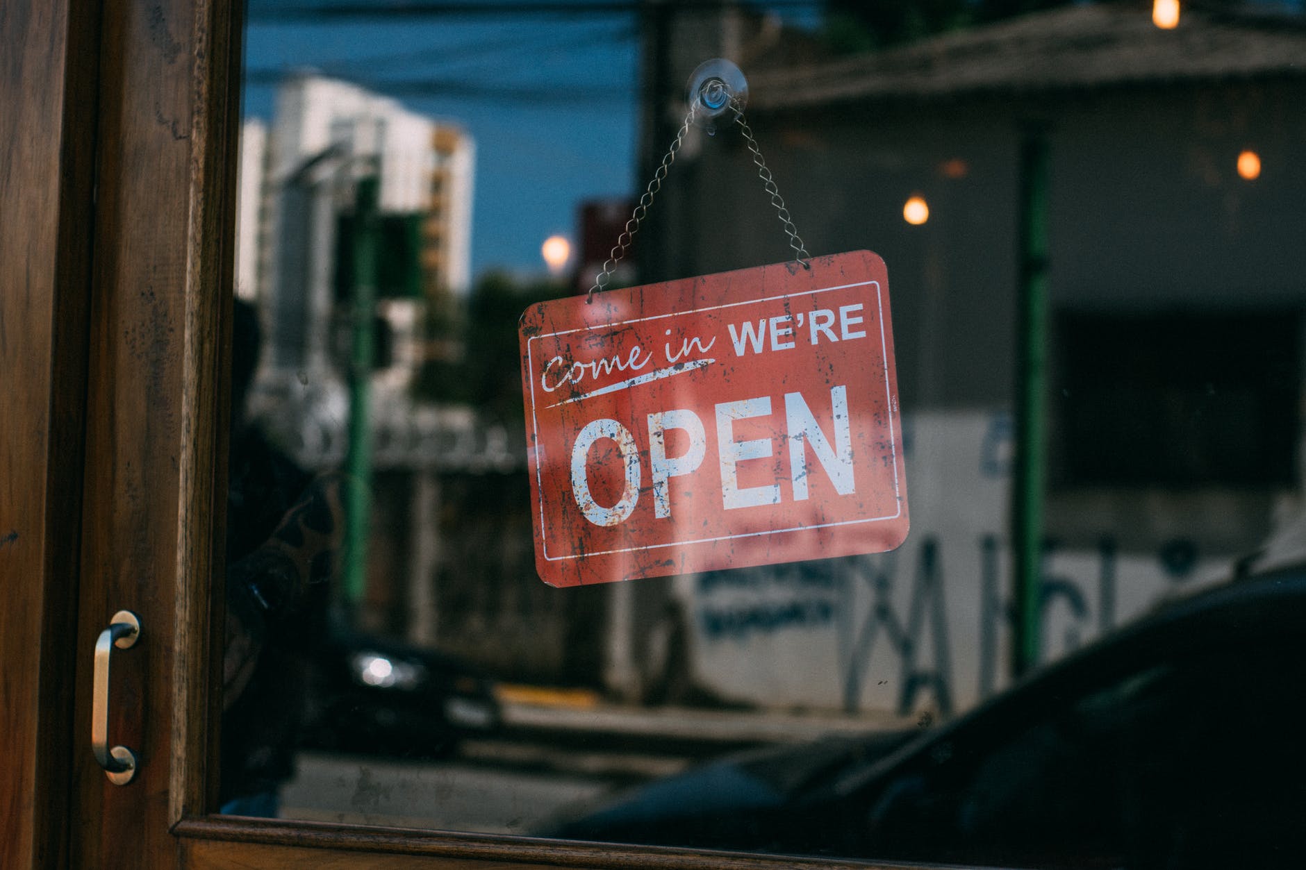 How to Make Influencer Marketing Work for Your Business?