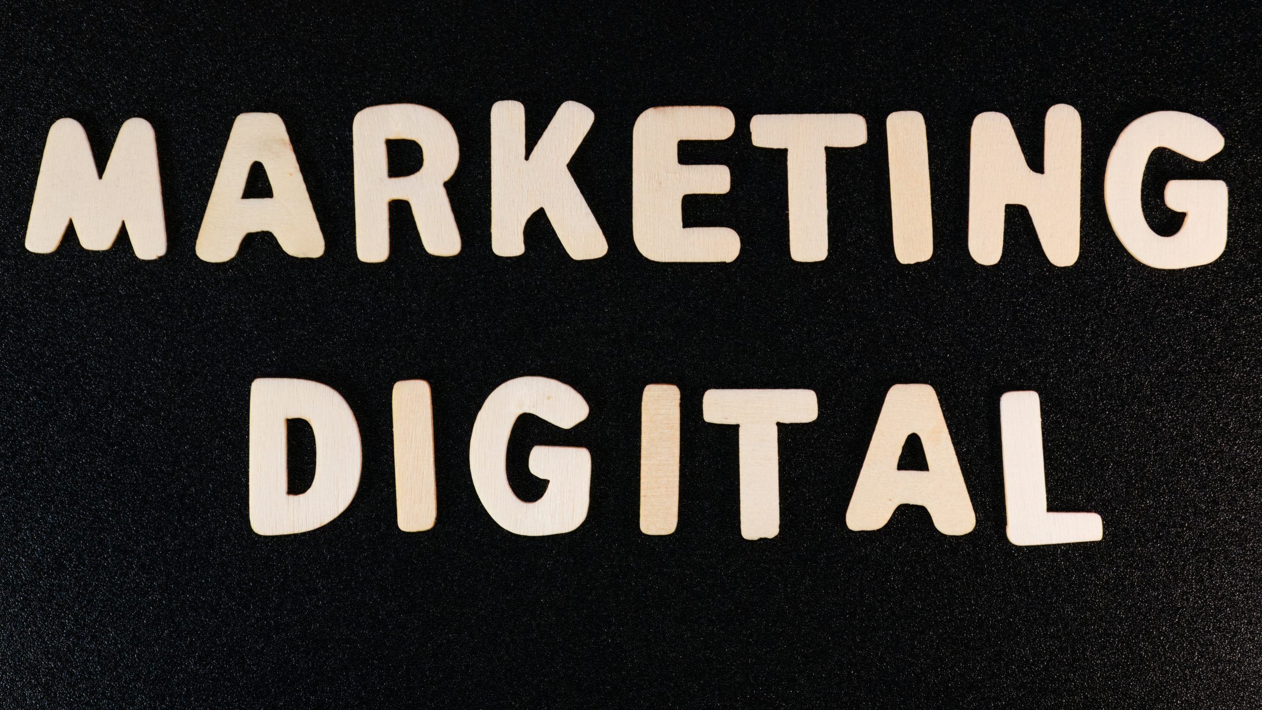 Strategie de analiză a marketingului digital — date privind costul per impresie pentru marketing cu influenceri în România 2026