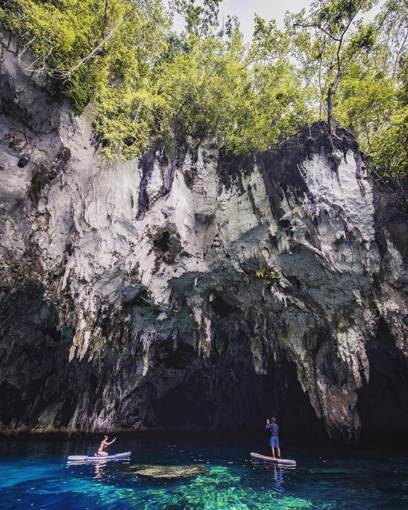 Exploring Batu Bolong, Fak Fak - Papua
Somewhere in West Papua
.
With @lucie_lamiaux @sequoia_yacht @focusnusantara 
.
#thattravelblog #LiveTravelChannel #TravelStoke #lonelyplanet #BBCTravel #justgoshoot #TheGlobeWanderer #passionpassport #theculturetrip #worlderlust #AdventureCulture #lessismoreoutdoors #departedoutdoors #focusnusantara #worldcaptures #Artofvisuals #TravelAwesome #followmefaraway #travellingthroughtheworld #nakedplanet #CreateExploreTakeOver #CreateCommune #travelingpost #nala_rinaldo #WeLiveToExplore #LetsGoEverywhere #igshotz #exploretocreate #travelandlifestyle