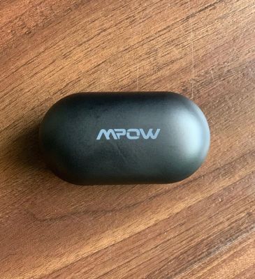 Find you headphones that don’t fall even when you’re off balance 
Giveaway alert: I’ve teamed up with @mpowofficial to giveaway a set of these MPOW M30 TWS touch control Bluetooth earbuds that are sold on amazon. 
All you have to do is follow @mpowofficial like and comment on this pic and @mpowofficial will DM the winner in 48 hours! 
Also swipe right to see the headphones up close and personal, because I know I can be a distraction 🤭

 @ Los Angeles/Hollywood California