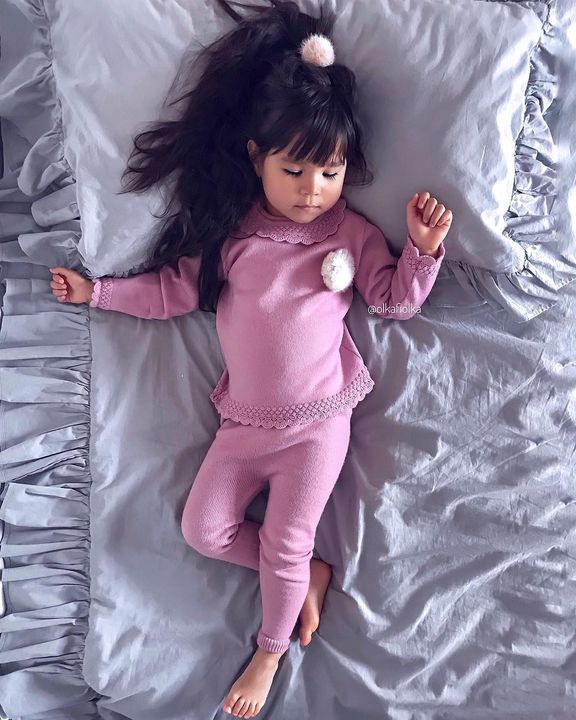 Goodnight 🥰
I love watching my kids sleeping, do you ??🥰
Outfit @loulousbabyboutique
hair bobble @oliliadesigns
.
.
.
.
.
.
.
.
.
#momblogger #letthemplay #matkapolka #kidzootd #sleepingbaby #princess #cutest_kiddies #bloggeruk #unitedkingdom #ukinfluencer #kochamnadzycie #jestembojestes