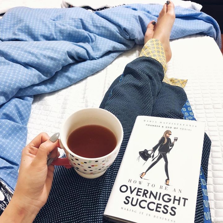 This week has been nothing less of an exhausting one. My favorite bedtime ritual to rest the mind? A cup of tea & a good read. This month’s book is by @rodialbeauty CEO and so far I’m loving it! What are your favorite books? // #ad @nipandfab #rodial #nipandfab #thefashionbiblemiami