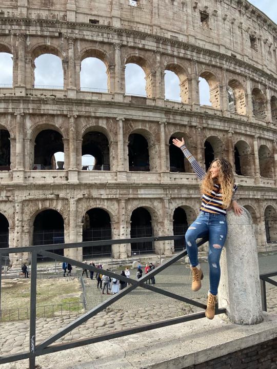 ¿Recuerdas cuando podíamos viajar?
¿Si pudieras ir a cualquier lugar del mundo, a donde irías? Yo tengo muchas ganas de conocer Grecia. 😊🙏
📸: Coliseo de Roma, Italia 🇮🇹