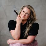 MADISON DENNIS | Makeup Artist