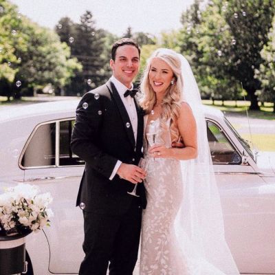✨C h e e r s  t o  1  y e a r ! ✨
. (Swipe) 
.
Our beautiful bride Nicole just celebrated one year of marriage with her hunny Michael! Aren’t they picture perfect?!  
.
📢Fun Fact: Nicole runs a luxe Bridal Rental company called @lovelyluxerentals, her designs are so beautiful! Make sure to check her out! 
Glam on Nicole was created by Artist Jenae 💥! 
.
.
.
#alishanycolemakeupartistry #wedoperfect #getperfectwithus #happyoneyear #bridalweddingmakeup #bridalmua #weddingmua #weddingmakeupartist #bridebeauty #brideglam #brideglamsquad #weddingglamour #bridemakeupideas  @ Historic Hotel Bethlehem