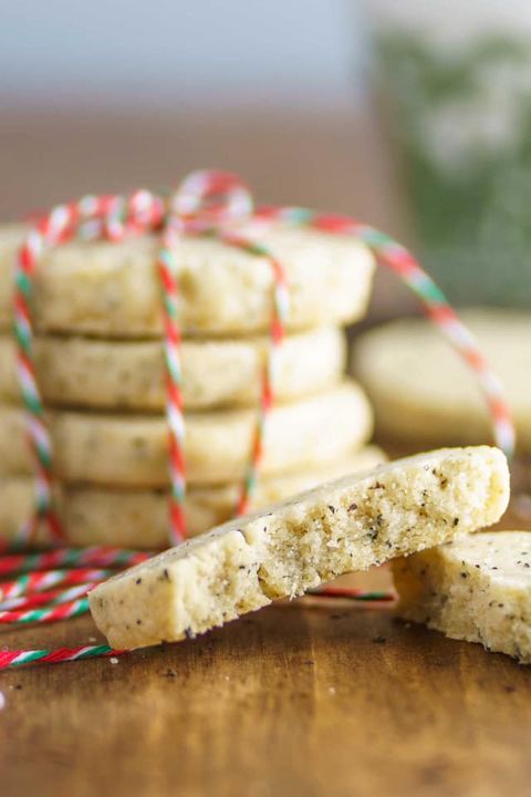 Bring the holidays home with Christmas Spice Shortbread, a cup of hot tea and the new release of Downton Abbey the Movie found at 
Walmart
 #DowntonAbbeyAtWalmart #Pmedia #Ad 
Downton Abbey
 
Shortbread recipe >>> https://majhofftakesawife.com/christmas-shortbread/