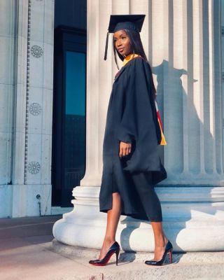 2 years of sleepless nights...but, whatever she tackles, she conquers. A full time graduate student, a full time model and a full time hustlHER.. I MASTERed it. I knew I was graduating this year but it wasn’t real until I put on my cap & gown...AND HOOD! In T minus 9 days, I will be walking across that stage a master piece 👩🏾‍🎓. Thank you God, thank you to all my friends and family, thanks pom, and to all those who supported me in any way during this journey... thank you. It was definitely not easy, but We did it 🤲🏾 -
Masters of Science in Healthcare Administration, talk to me nice 🗣🗣🗣