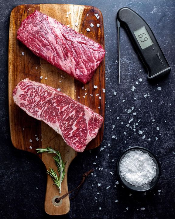 I call this, my steak cook essentials! I’ve been lucky enough to taste these amazing wagyu steaks pictured here. With steaks this good, I made sure I locked in that crucial #mediumrare temp with my trusty MK4. I’m now excited to announce that I’ve partnered with my good friends at Second City Prime Steak and Seafood & ThermoWorks to give away a Wagyu Package and a Thermapen Mk4 to TWO (2) lucky winners! This includes: Wagyu Hanger, Wagyu Bavette, Wagyu Flank, Wagyu NY Strip, and a bottle of ‘The Rub”.
.
.
Head over to Instagram and check out @SecondCityPrime or @ThermoWorks to enter!! 
.
.