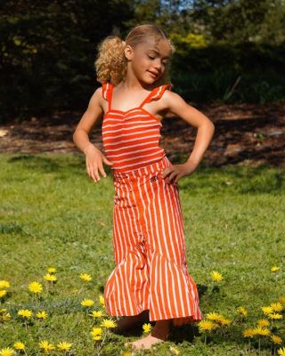 If we could all only find such happiness for no other reason than the blessing of life itself ☀️ #itsthesimplethings
.
Outfit by @bandybutton 
.
.
.
.
#KaiaRose #itsthesimplethings #lifeisablessing #grateful #blessed #sunshine #mysunshine #appreciation #daughter #daughtergoals #ootd #kidsfashion #beautiful #naturalbeauty #nature #mostbeautifulgirlintheworld #mixedgirl #naturalcurls #curlyhair #mybabygirl #momlife