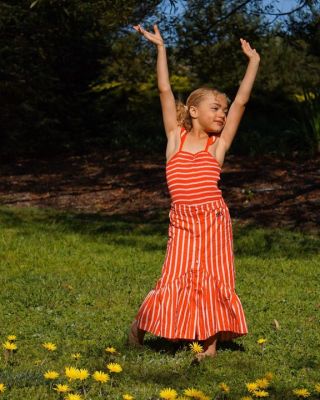 If we could all only find such happiness for no other reason than the blessing of life itself ☀️ #itsthesimplethings
.
Outfit by @bandybutton 
.
.
.
.
#KaiaRose #itsthesimplethings #lifeisablessing #grateful #blessed #sunshine #mysunshine #appreciation #daughter #daughtergoals #ootd #kidsfashion #beautiful #naturalbeauty #nature #mostbeautifulgirlintheworld #mixedgirl #naturalcurls #curlyhair #mybabygirl #momlife