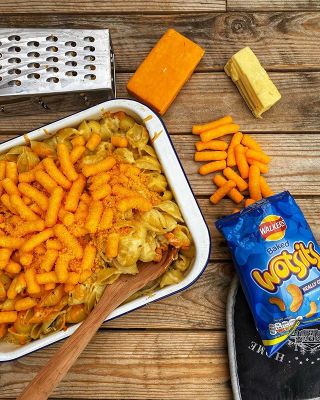 #ad | Comfort Food at its FINEST for 72p!! ? Click Save - When you have a lot of; time, cheese, pasta and wotsists available... THIS is what happens ? Macaroni cheese with #wotsits ?? Obviously the supermarket ran out of macaroni so I had to use Conchiglie, any pasta works just fine! This is such a perfect treat for the family or your housemates - just don’t eat it too close to one another.... my housemates were 3m away from me when the photo was taken ? If you don’t want to cook it and live in London, GOOD NEWS - @twisted_london have teamed up with @walkers_crisps so you can get a takeaway if you want BUT today is the last day you can get the promotion ? #LessThan2 —————————————————————— INGREDIENTS - Serves 4 - £2.91 
16.5g Wotsits, ground (16p)
16.5g Wotsits, halved (16p)
16.5g Wotsits, whole (16p) 
1 medium onion, finely chopped (11p)
4 cloves garlic, finely chopped (10p)
1 Tbsp dried thyme (15p)
Salt and pepper to taste 
500ml whole milk (24p)
5 cloves (6p)
2 bay leaves (6p) 
50g butter (30p)
30g flour (5p)
50g cheddar cheese, grated (35p)
50g Red Leicester cheese, grated (25p)
33g Wotsits (33p)
400g pasta (42p) —————————————————————— —You’ll need a baking dish, frying pan and two saucepans. Boil the kettle for the pasta and pre hear the oven to 180 C. 
RECIPE

1. In a bowl, mix together ground, whole, and halved wotsits. Set aside. 
2. Heat milk in a pot over medium heat. Add the clove and bay leaf. Infuse for about 10 minutes. Then strain.
3. Immediately pop the pasta on to boil for 10 minutes.
4. In the meantime, in a frying pan, heat the oil over medium heat. Add the finely chopped onions, garlic, and thyme. Add a pinch of salt & pepper and cook for 3-4 minutes until onions have softened. 
5. Immediately heat butter in a pan over medium heat, add flour and whisk until smooth. Gradually pour in the infused milk and whisk until smooth. 
6. Drain the pasta then add the onions and cooked pasta, followed by the cheese and crushed Wotsits. Stir to combine.
7. Pour into baking dish and sprinkle with breadcrumbs.
8. Bake at 180ºC for 15 minutes until golden and bubbling.
9. Remove from oven and sprinkle with Wotsits mixture. ENJOY!