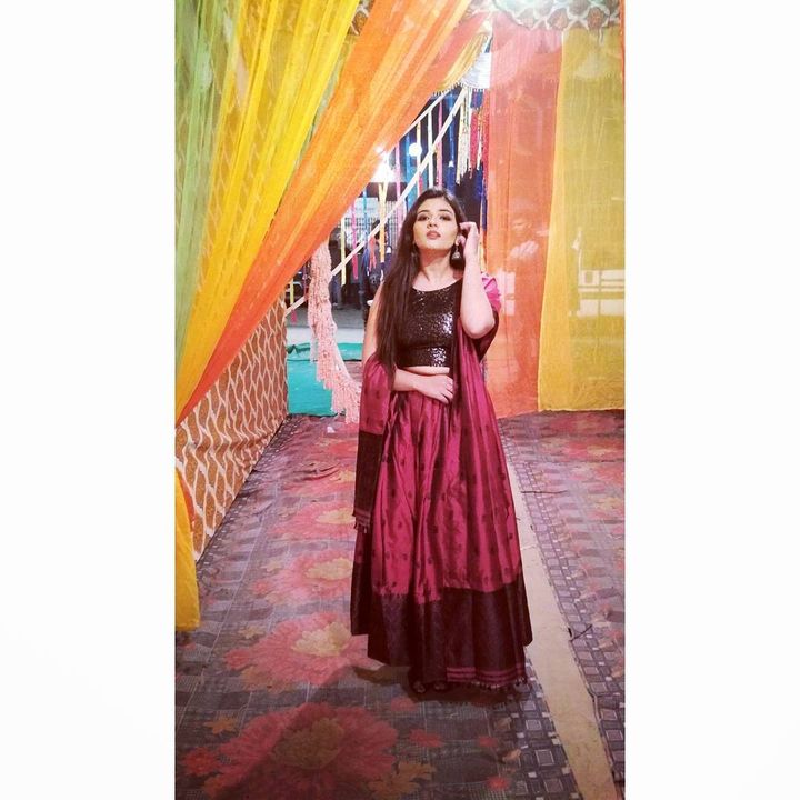 Bridesmaid honours.... Sister is always right!!

#bridesmaid #wedding #time #marriage #fun #black #and #pink #maroon #shades #lehenga #traditional #love #yellow #orange #green #shiny #stuff #sister #beautiful #gorgeous #me