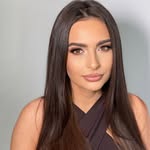 𝒜𝒹𝓇𝒾𝒶𝓃𝓃𝒶 𝒢𝑜𝓌𝒾𝓃 🕊🌸