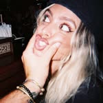 𝐄𝐥𝐞𝐧𝐚 𝐁𝐮𝐞𝐧𝐨 𝐒𝐞𝐠𝐮𝐫𝐚🥀